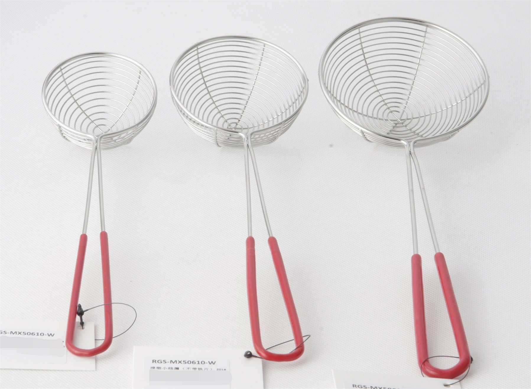 Stainless steel SS201 small leakage spoon colander with plastic handle(without iron piece) RGS-MX50610-W 1