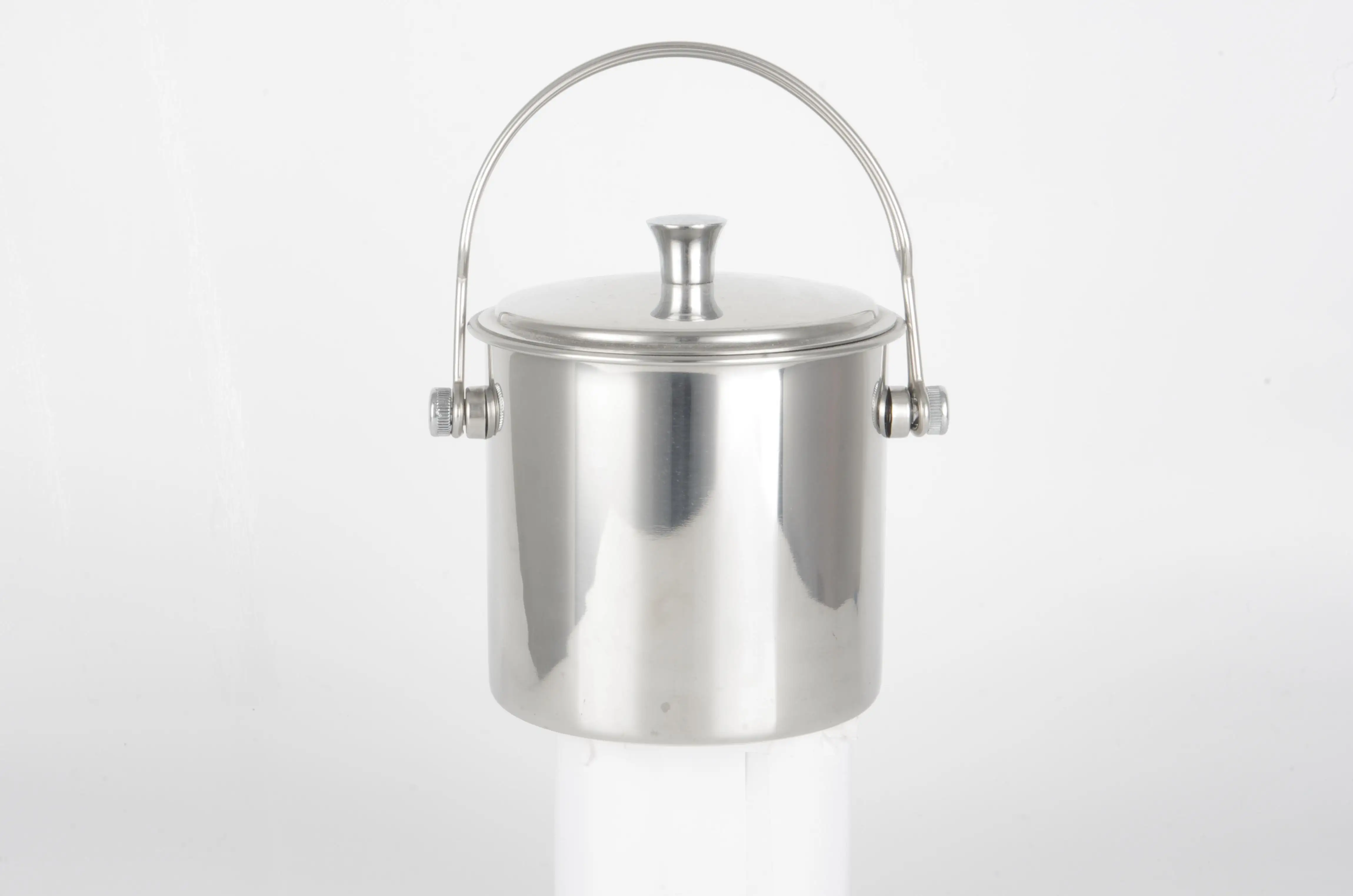 Best bucket stainless company for kitchen 1