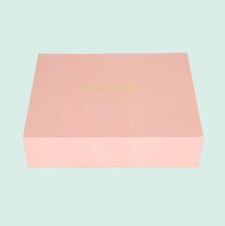 High Quality Magnetic Closure Gift Box for Hair Extensions with Satin Silk liner 1