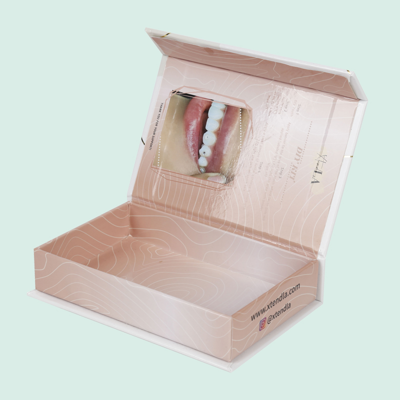 Customized luxury color design magnetic gift box with beauty products 6