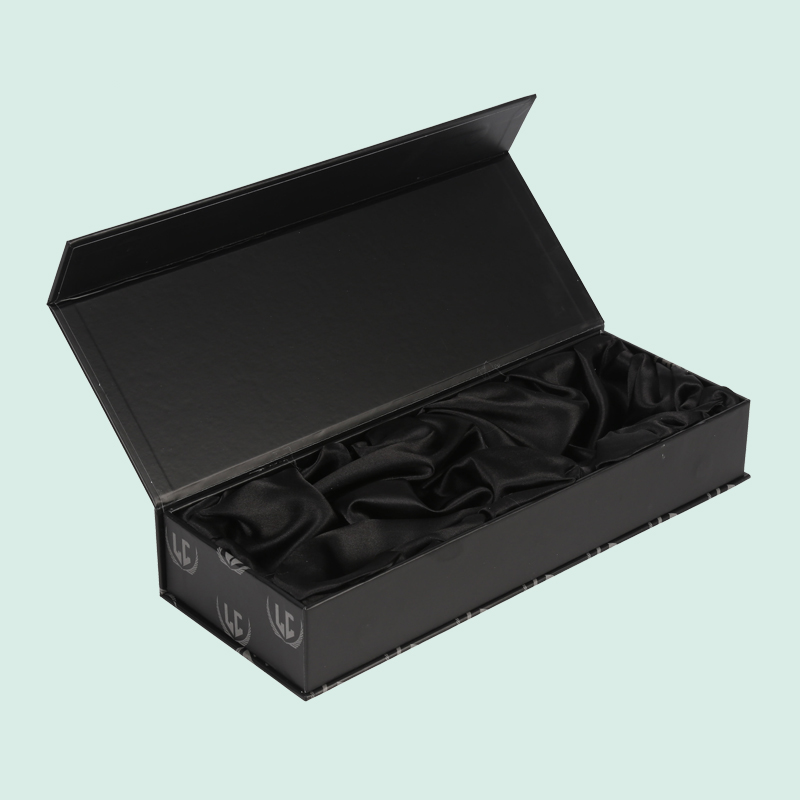 Caixas magnéticas personalizadas atacado Caixa de presente com fecho magnético em formato de livro para extensões de cabelo com forro de seda acetinada 6