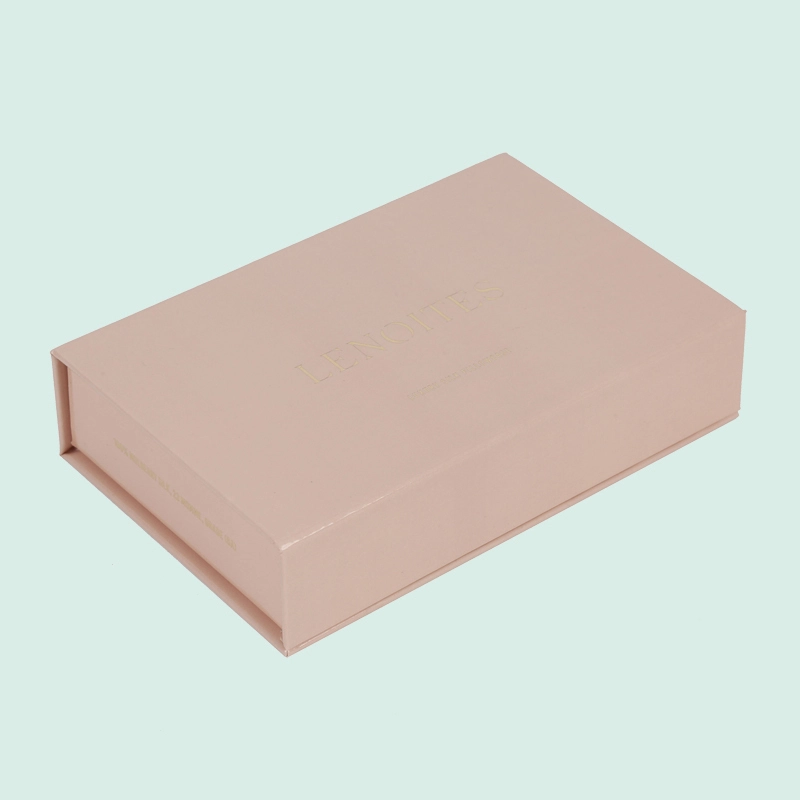 Customized luxurious Color printing both inside and outside magnetic custom makeup packaging boxes with gold foil logo—— from ipack 1