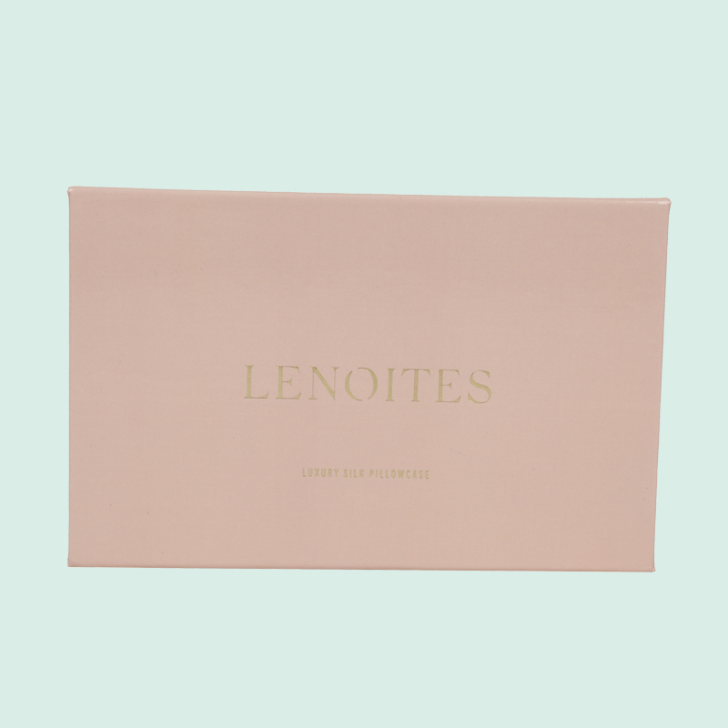 Customized luxurious Color printing both inside and outside magnetic custom makeup packaging boxes with gold foil logo—— from ipack 5