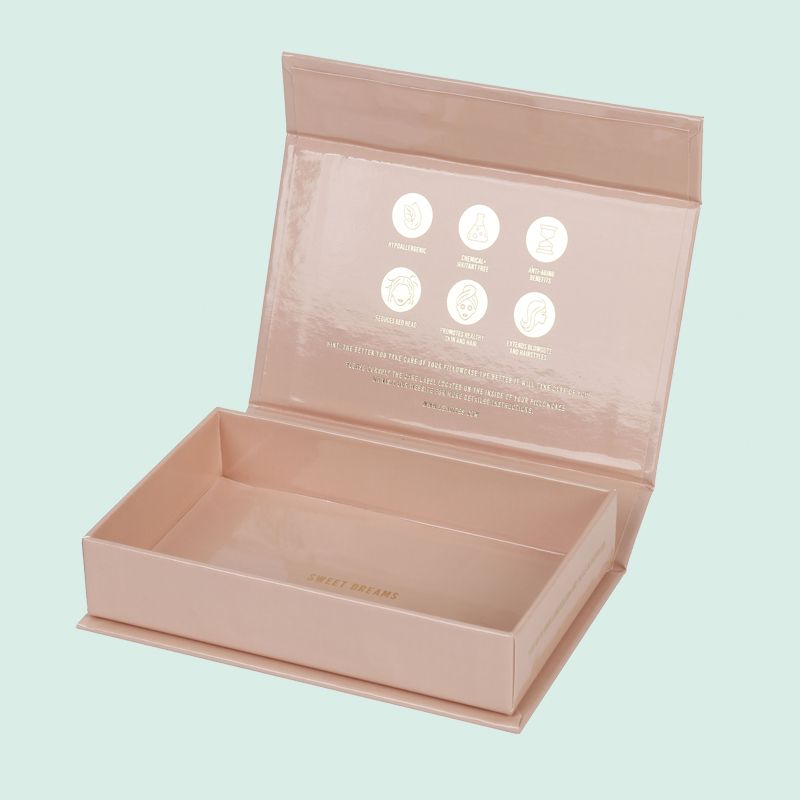 Customized luxurious Color printing both inside and outside magnetic custom makeup packaging boxes with gold foil logo—— from ipack 7