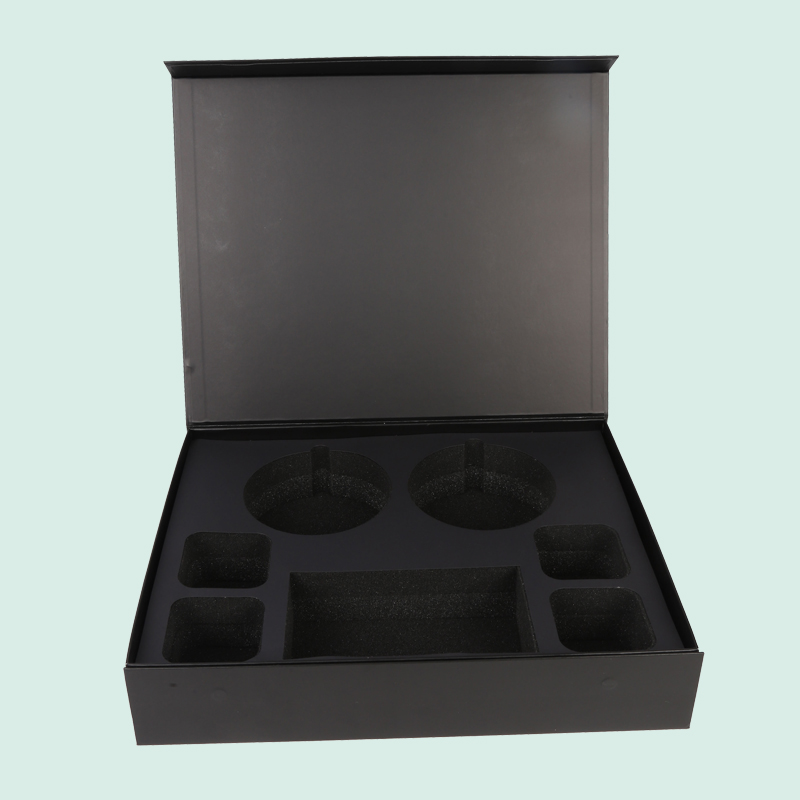 Customized luxury magnetic box luxury box with foam insert Ipack box 5