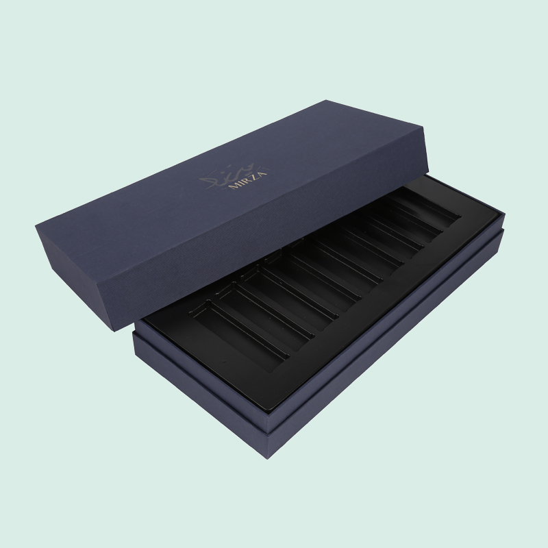 Caja de regalo de chocolate con tapa azul de lujo personalizada, personalizada con su logotipo de la fábrica de Ipack 3