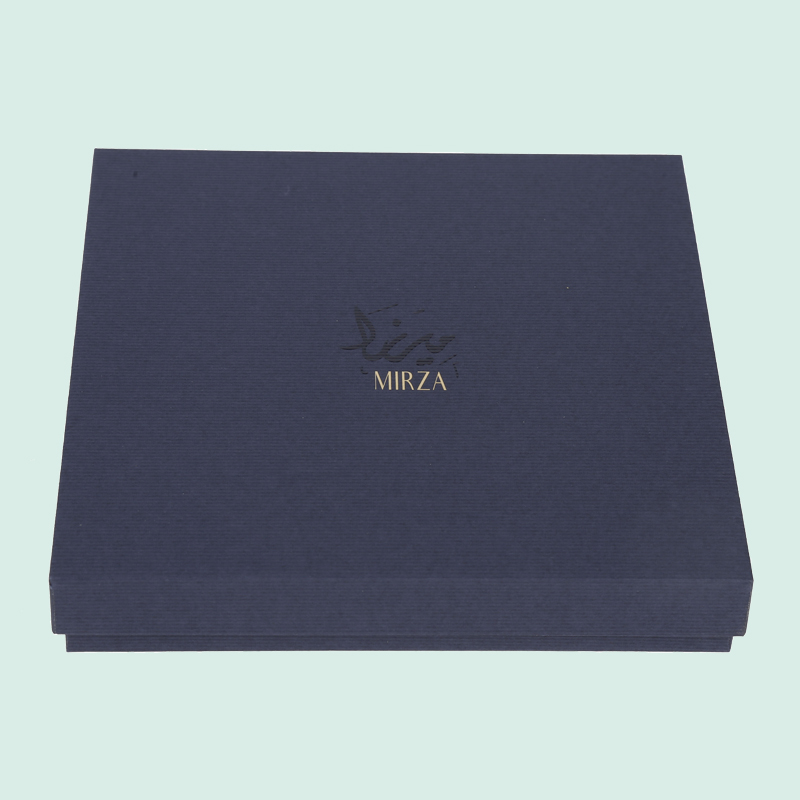 Custom luxury chocolate boxes lid and base box  high quality paper box from Ipack facotory 2