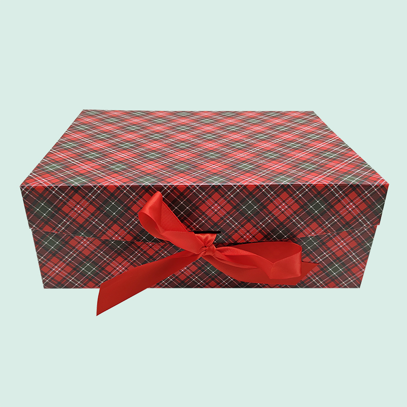 بيع بالجملة لصناديق الهدايا المربعة القابلة للطي باللونين الأحمر والأسود لعيد الميلاد —— ipack 2