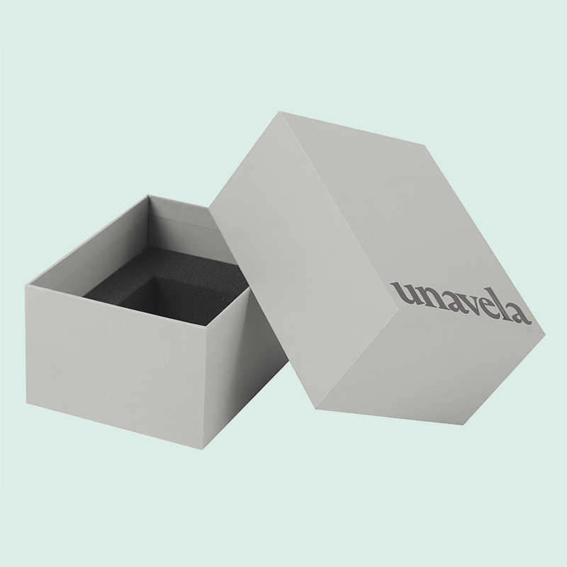 Custom luxury premium gift boxes with high quality lid and base box from Ipack 3