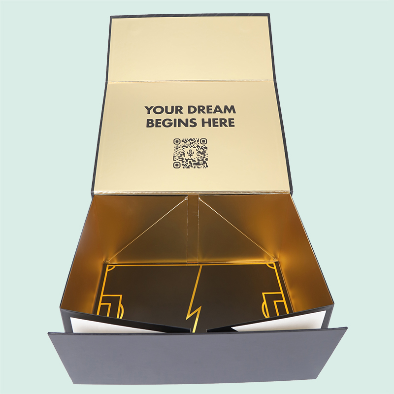 Customized high quality foldable magnetic box for gift packaging from IPACK 2