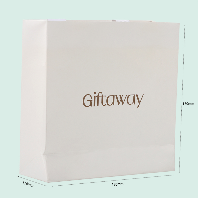 custom paper shopping bags custom  gift bags with logo from Ipack factory 1