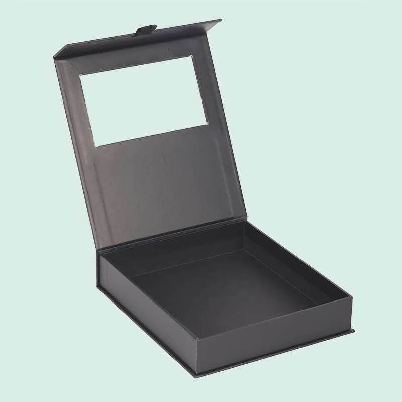 Boîte magnétique noire de luxe, emballage en carton rigide avec fenêtre transparente en PVC, provenant de l'usine IPACK. 1