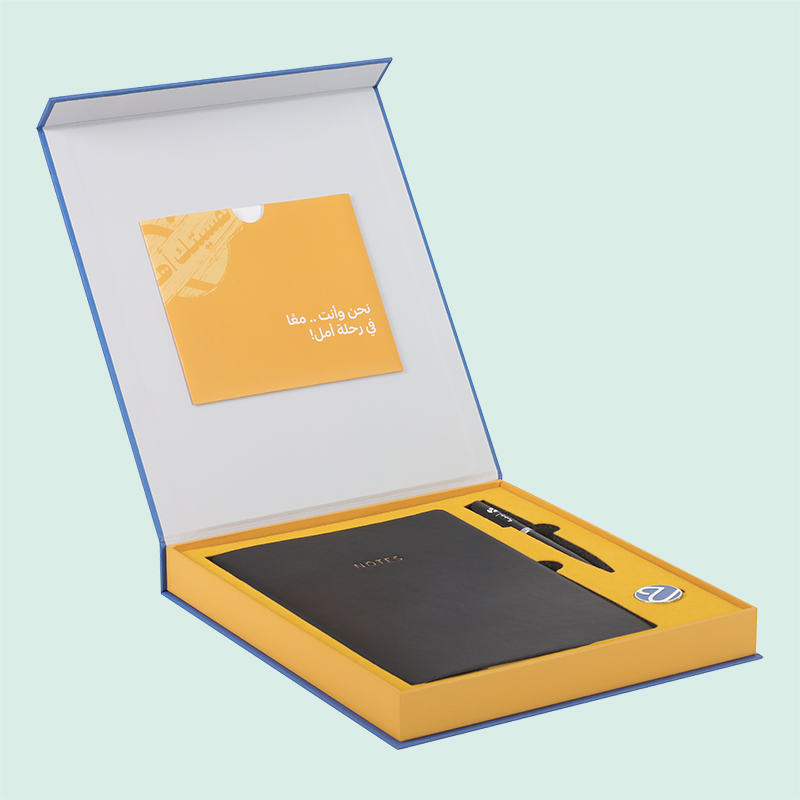 wholesale customize  gift box high end magnetic box for Packaging notebook set from IPACK 2