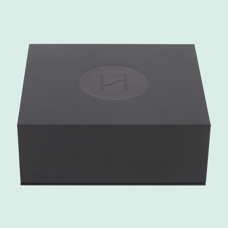 Custom black magnetic box luxury gift boxes with magnetic closure from IPACK 2