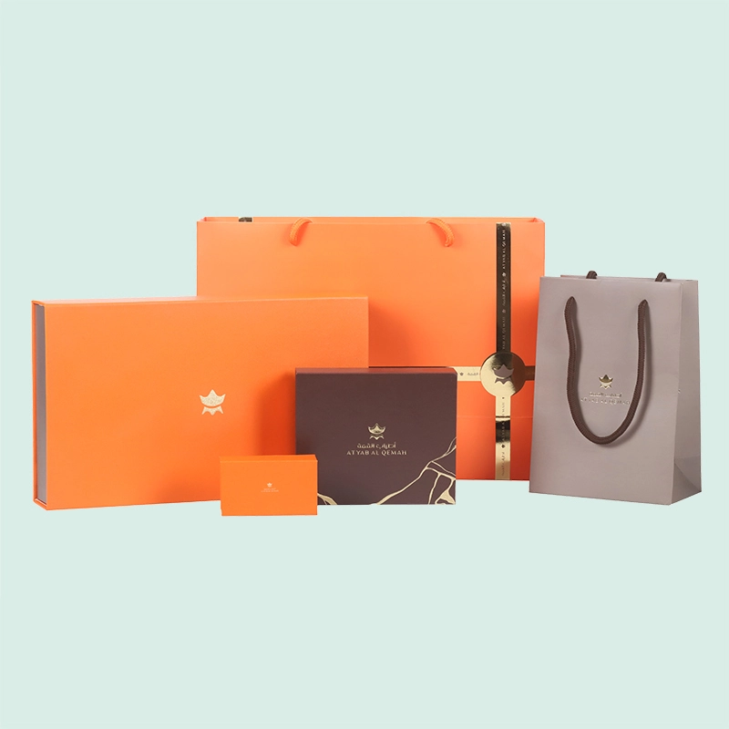 Customize colorful printing paper bags luxury gift bags with logo from Ipack brand 1