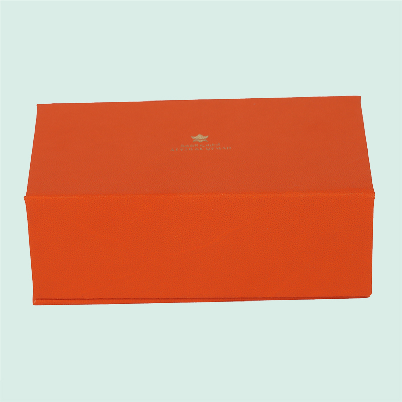 Custom magnetic gift boxes luxury gift boxes with magnetic closure from IPACK factory 3
