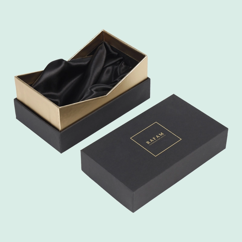 Custom foil stamping logo luxury perfume box from perfume packaging boxes suppliers ipack 1