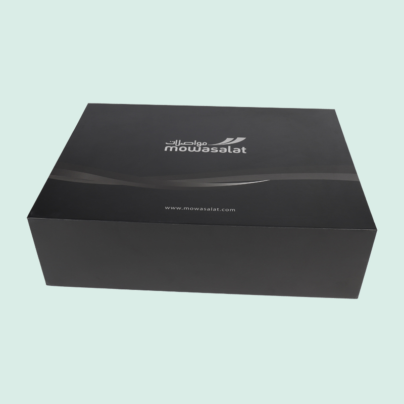 Customize  gift box high end magnetic box with plastic handle from IPACK manufacturer 4