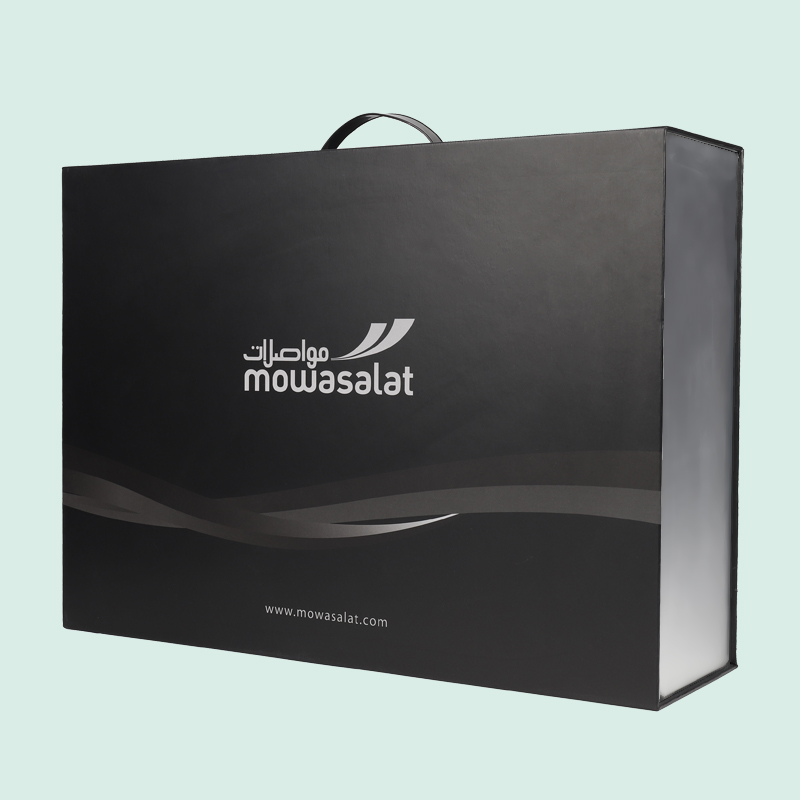 Customize  gift box high end magnetic box with plastic handle from IPACK manufacturer 5
