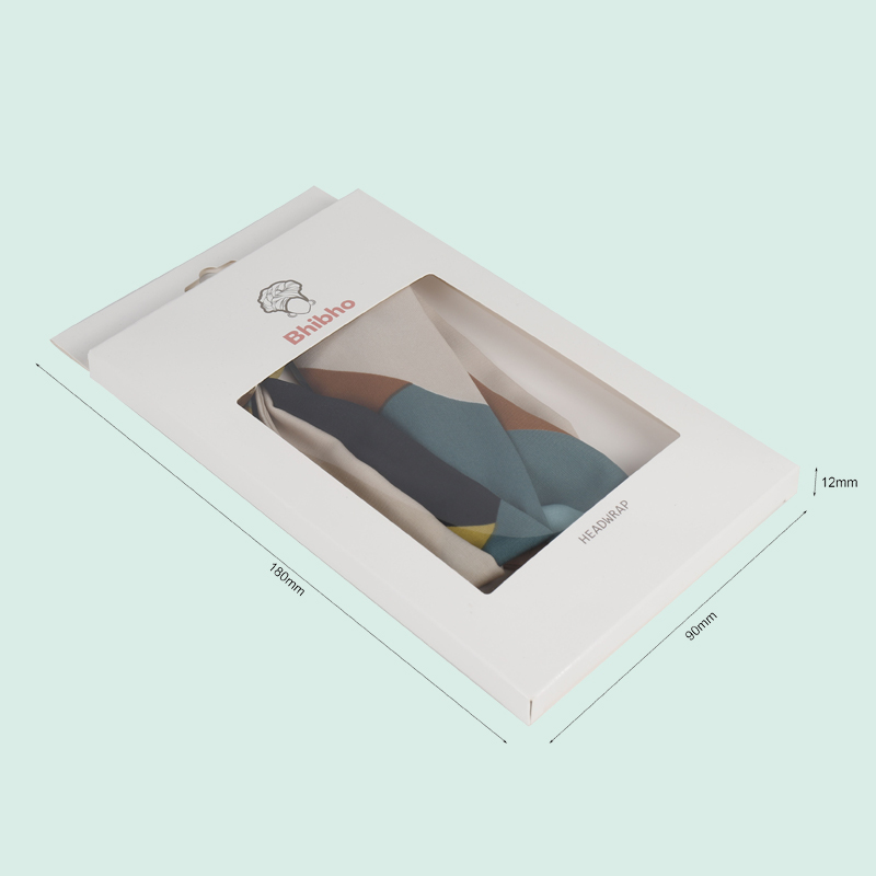 Individuell gestaltete Geschenkboxen mit Logo, personalisierte Kartenboxen von Ipack 2