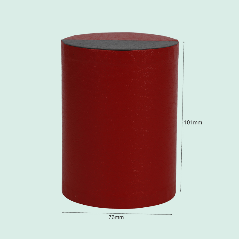 Caixas de presente especiais, personalizadas em tubo de papelão, para o Dia dos Namorados, da fábrica Ipack. 1