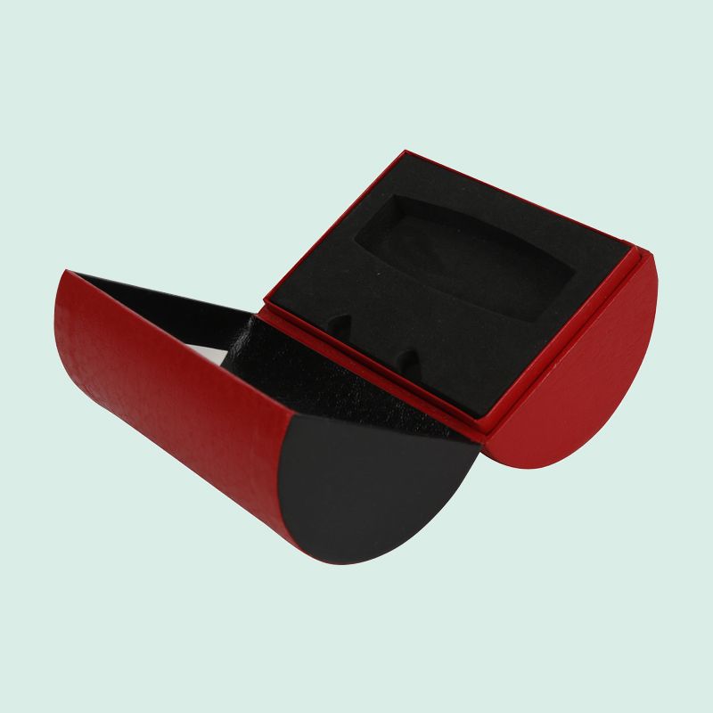 Caixas de presente especiais, personalizadas em tubo de papelão, para o Dia dos Namorados, da fábrica Ipack. 6