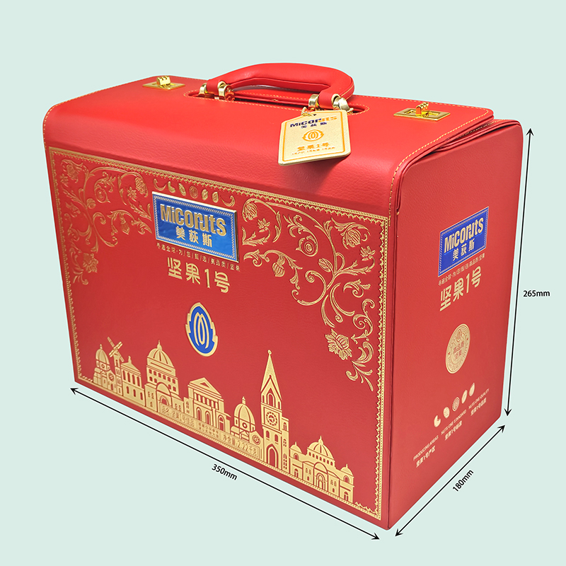 Caja de regalo de lujo personalizada de alta gama fabricada en madera MDF de la marca Ipack. 2