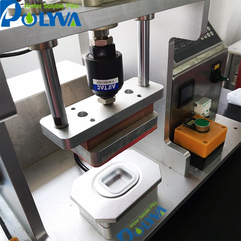 Laundry liquid /powder sample packaging machine with easy change mold 1