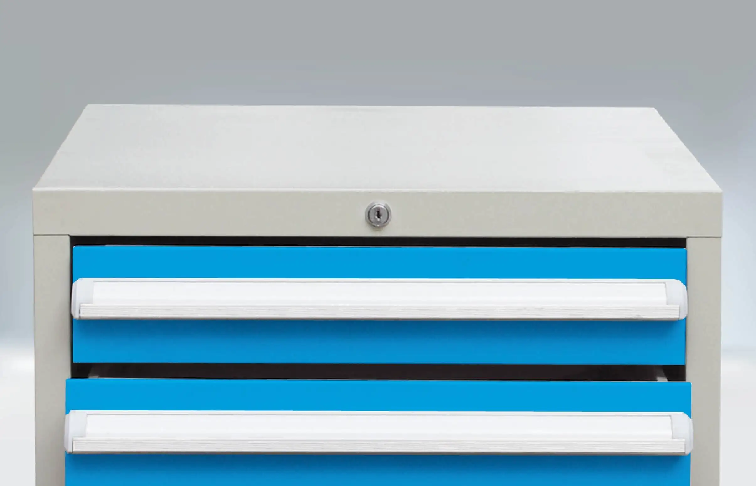 Durable Steel Tool Cabinet, Efficient Storage for Factories 3