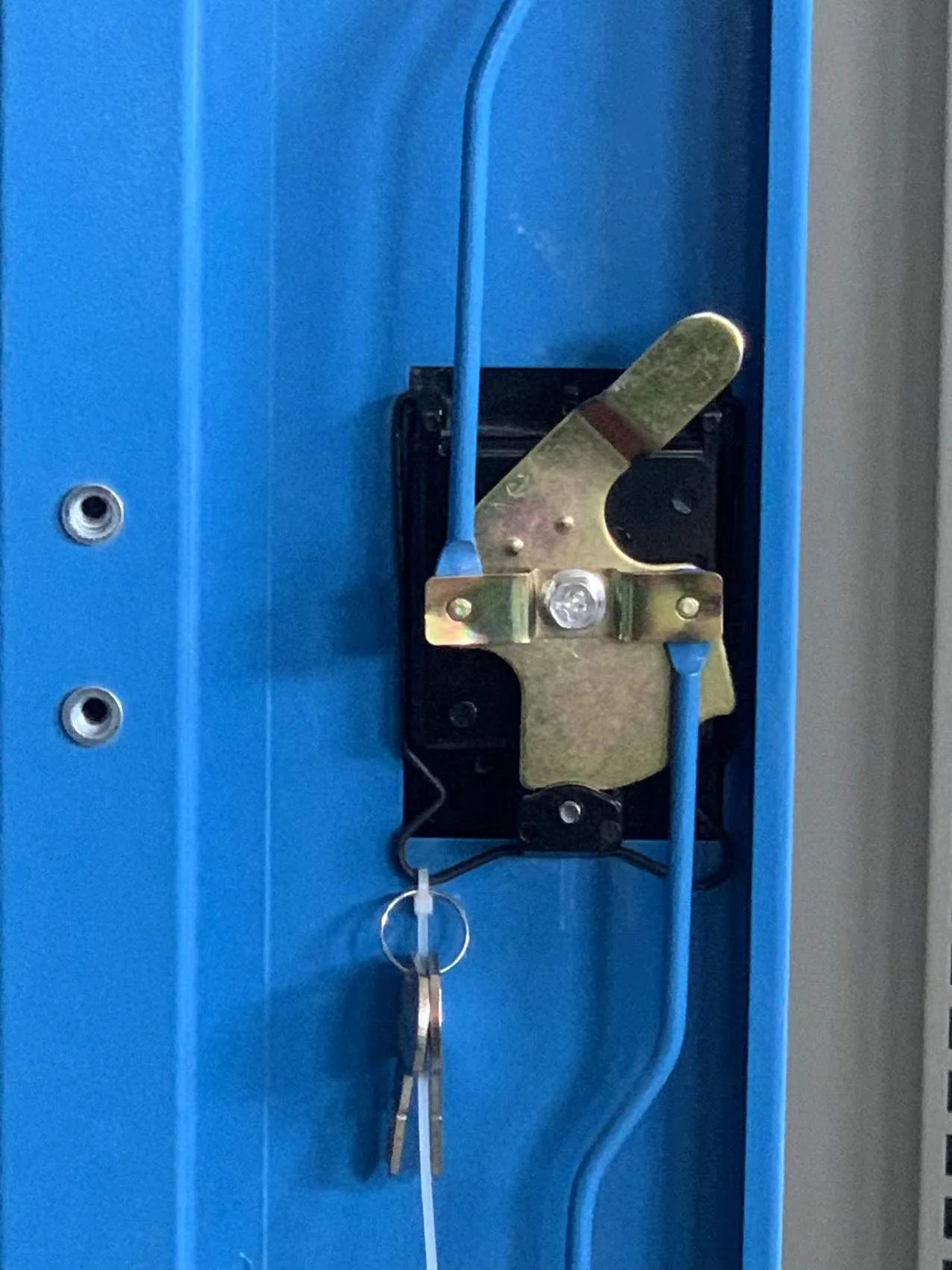 Adjustable Heavy Duty Metal Tool Cabinets 11