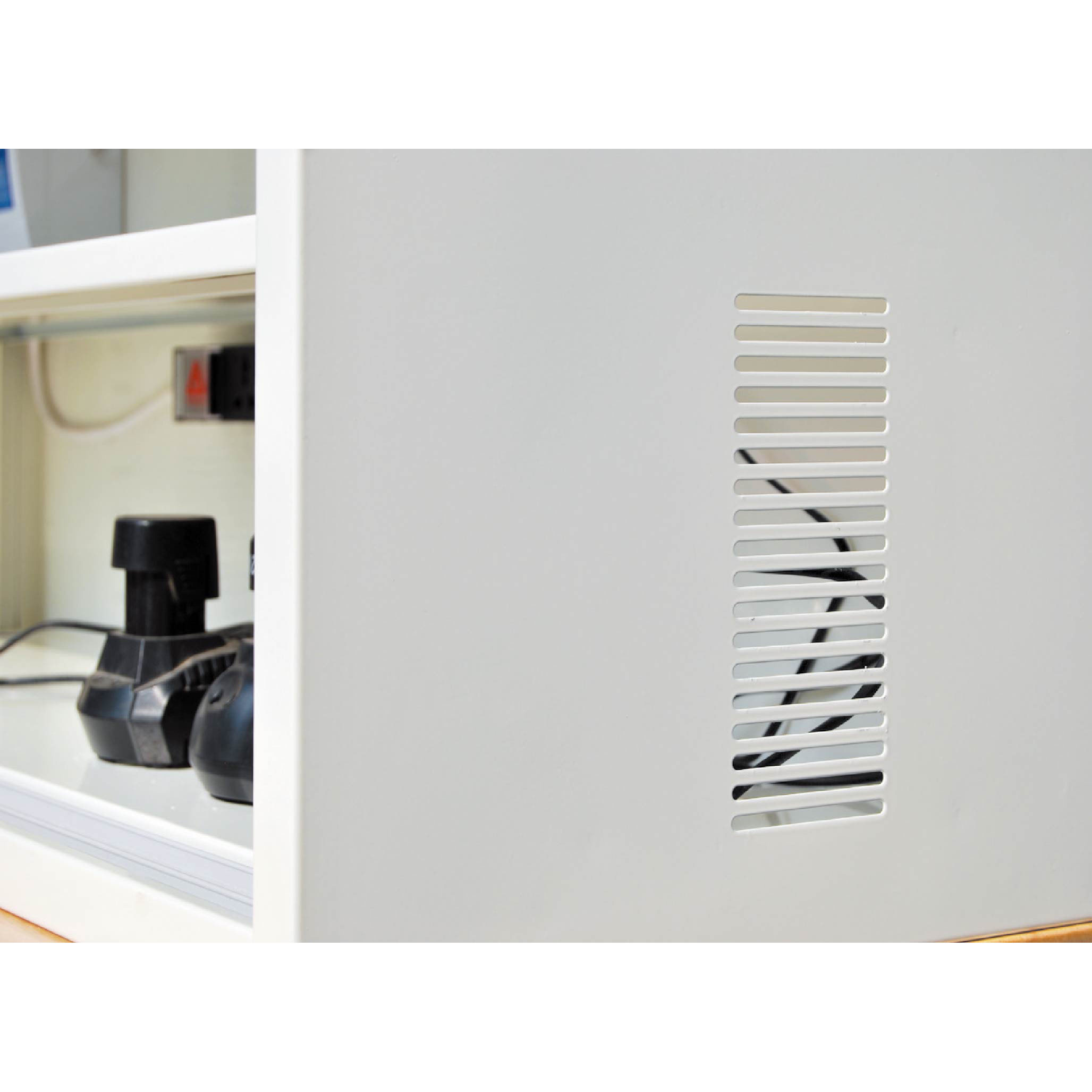 ROCKBEN - E113501 Metal mirror frame door Electric Tool Charging bases Cabinet Workbench And Workstations 12