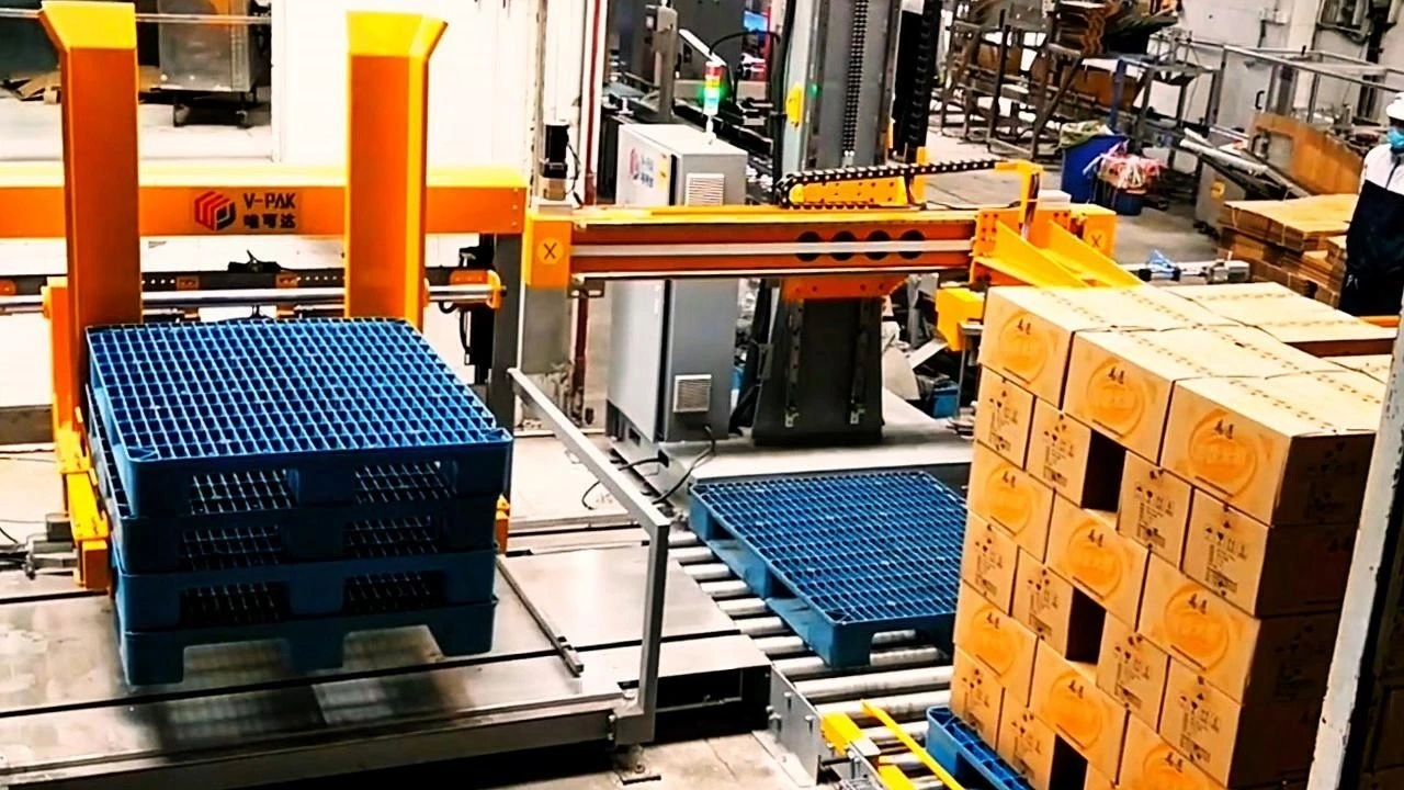 Automatic palletizer  pallets 1