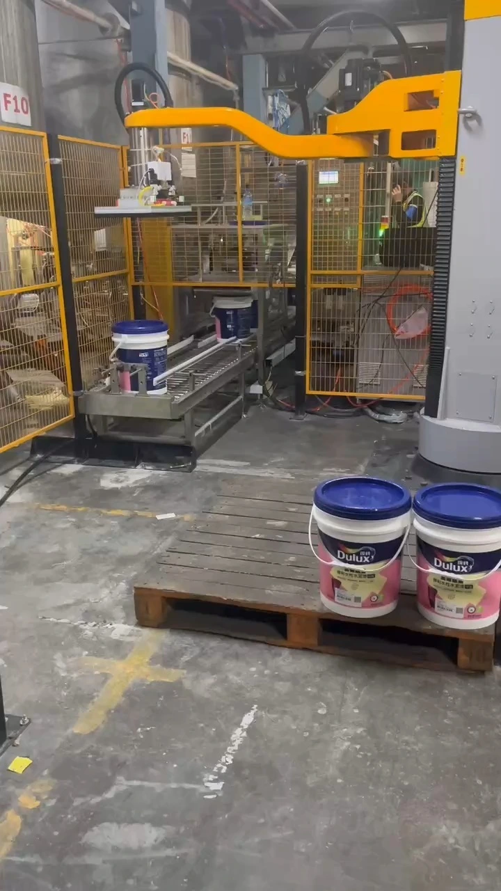 Automatic Paint Bucket Single-Column Articulated Palletizer - WKD-JMD20 (Dual-Pick) 1