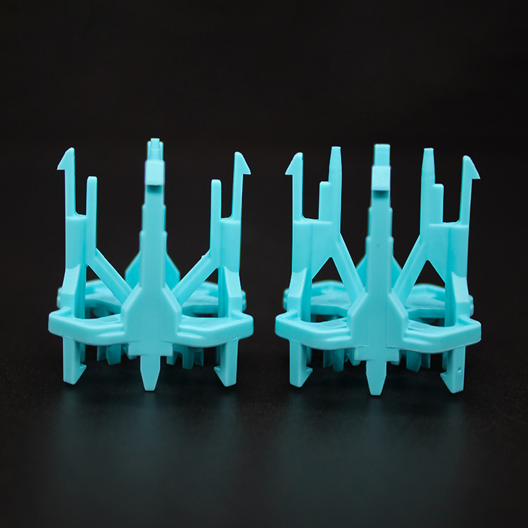 Precision plastic components1 6