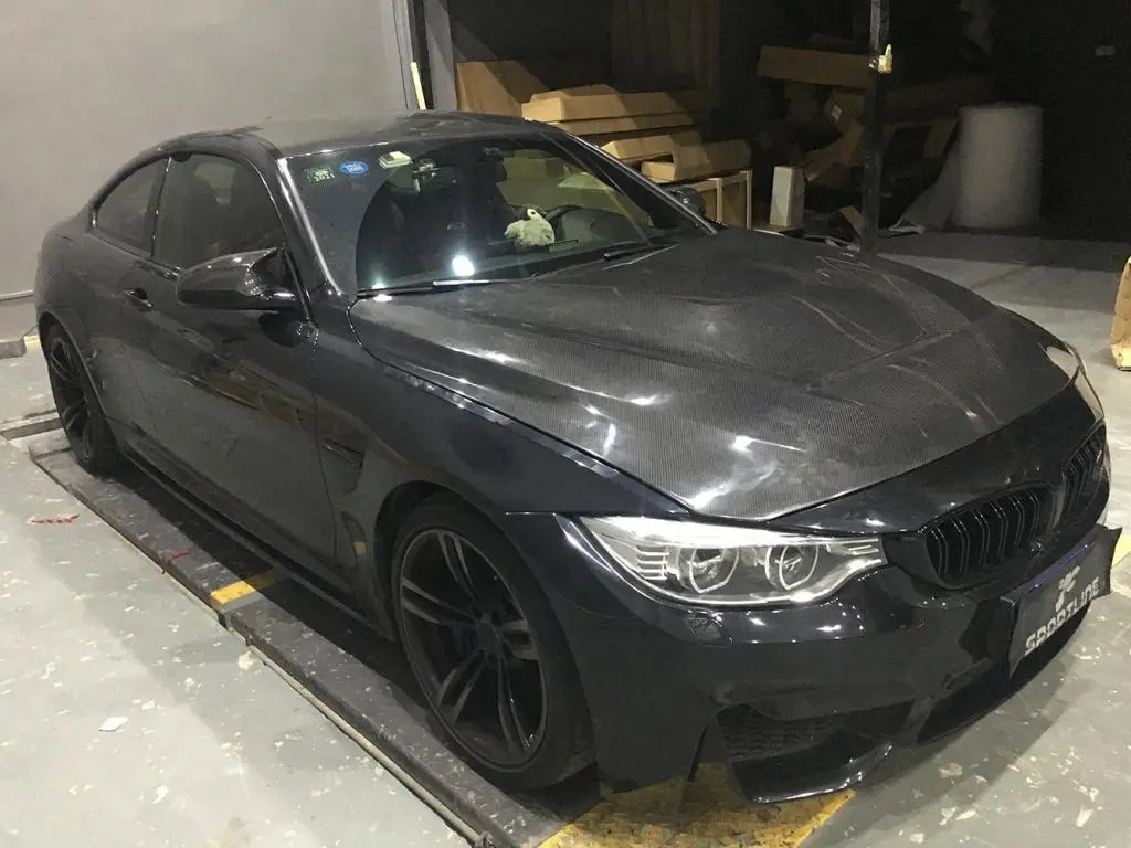 JC-HLY003-1 Carbon Fiber Engine Hood for BMW 3Series F30 4Series F82 F32 F82 F83 M4 2015-2018 1