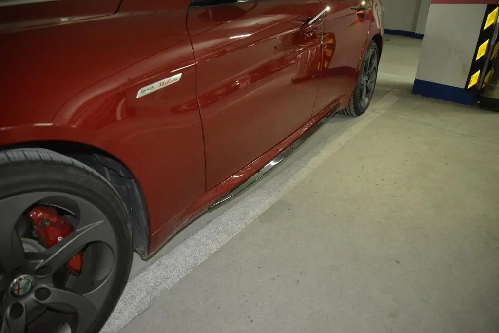 ML-XM237 Carbon Fiber / FRP Side Skirts Extension Lips for Alfa Romeo Giulia Base Sedan and Sport 4-Door 2015 - 2017 1