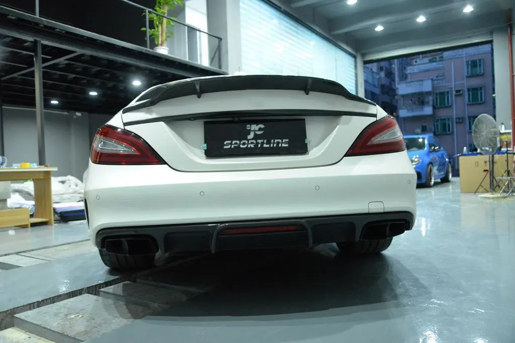 ML-XM131 Carbon Fiber / FRP Car Rear Diffuser Lip Bumper Gaurd for CLS-Class Mercedes Benz W218 CLS63 AMG Sedan 4-Door 2015 - 2017 1
