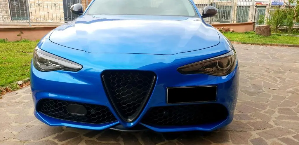 ML-XM415  Dry Carbon Fiber Headlight Eyelids for Alfa Romeo Giulia Sedan 2015-2018 1