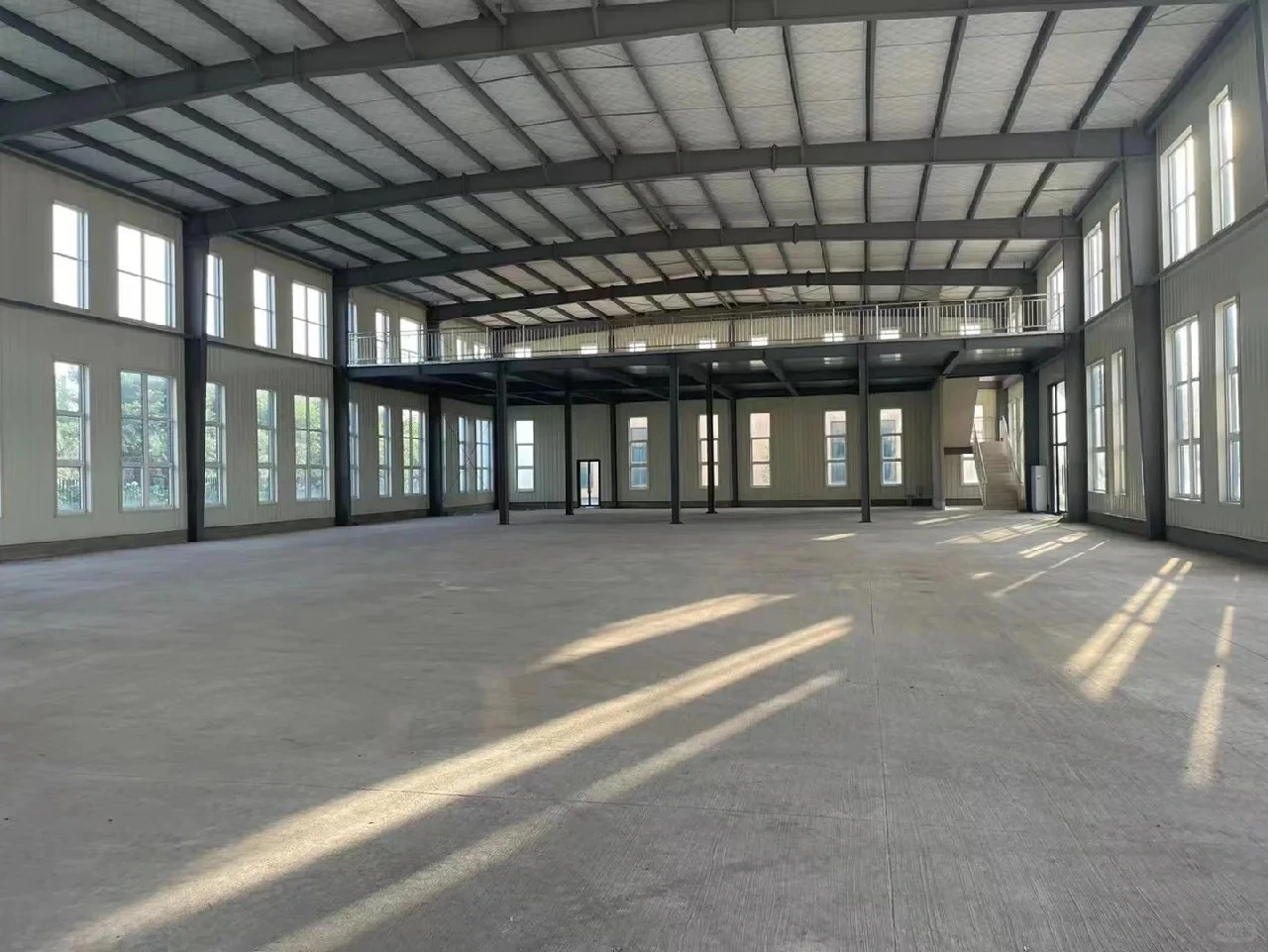 Modern Prefab Steel Workshop Warehouse Construction Building 1