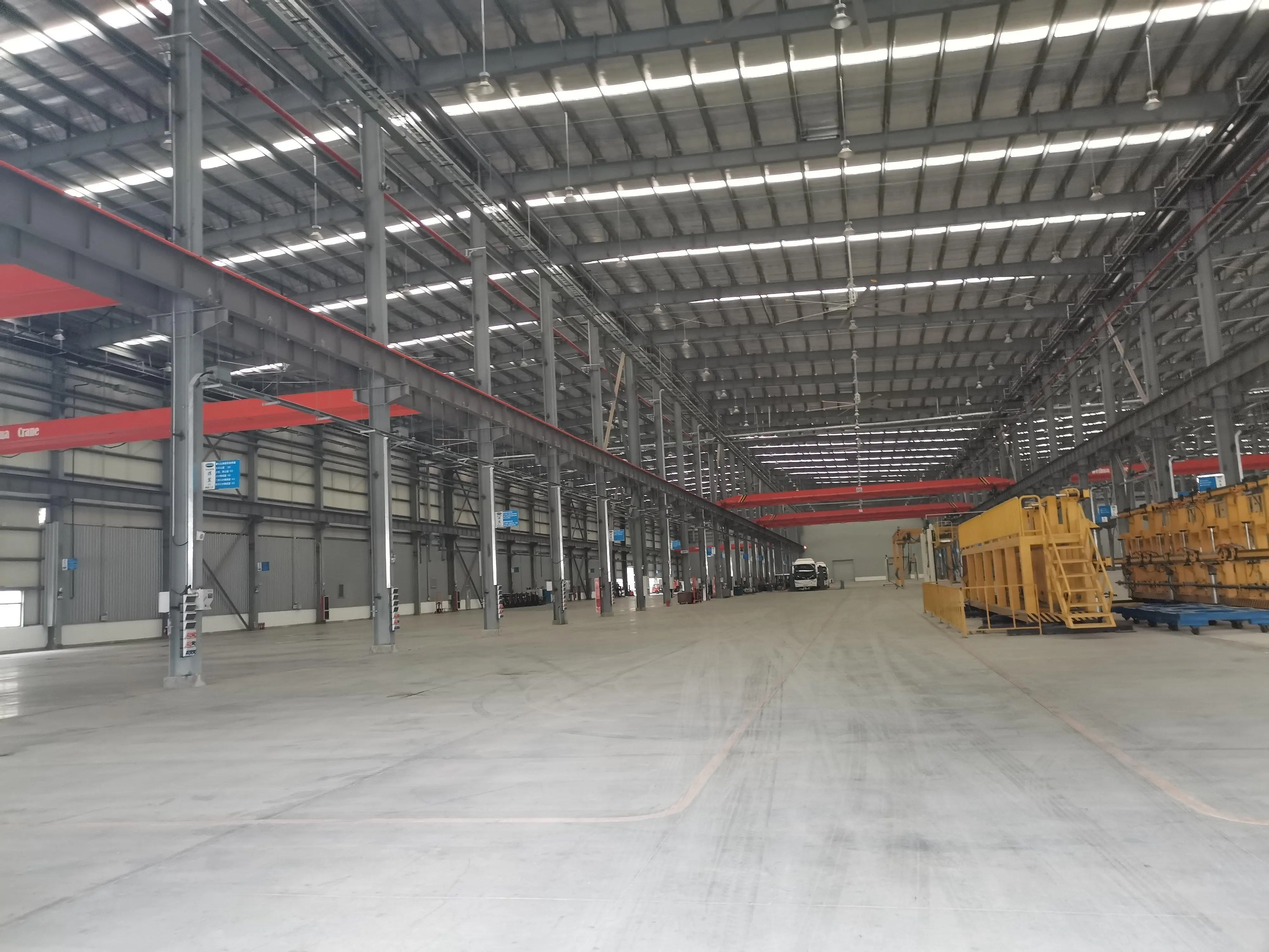 Prefabricated Customizable Design Steel Structure Workshop 1
