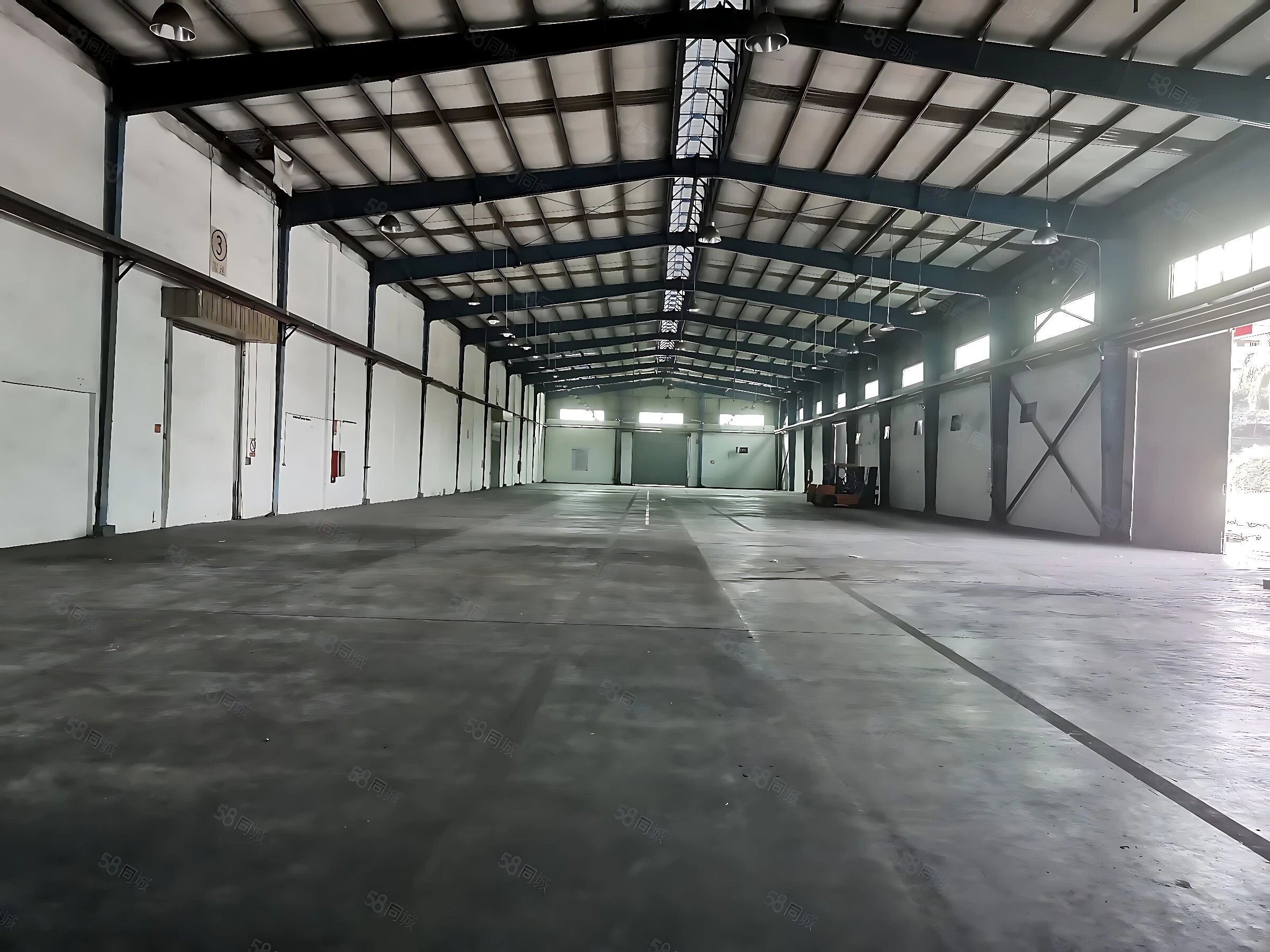 Custom Designed Prefabricated Steel Structure Workshop 1