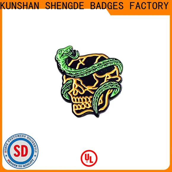Best custom enamel pin badges company on sale 1