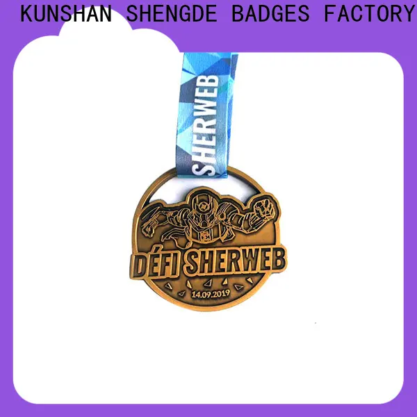 Best graduation medals company 1