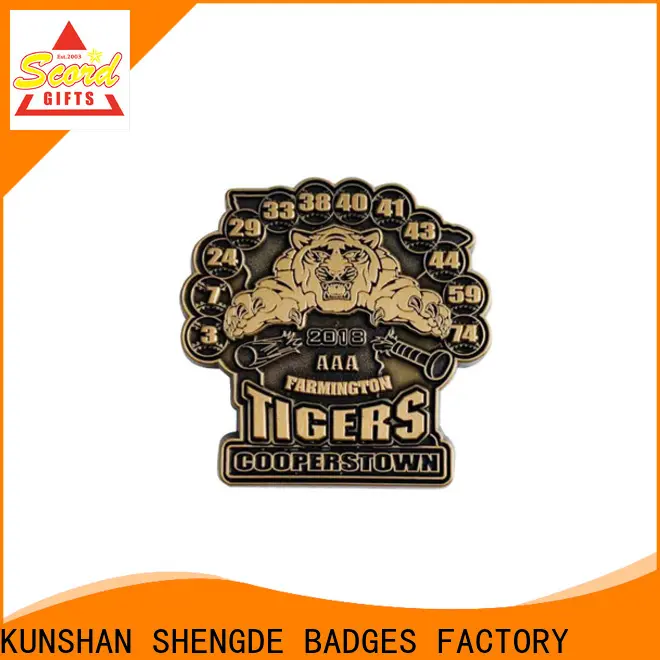 Latest custom enamel pins small quantity factory bulk production 1
