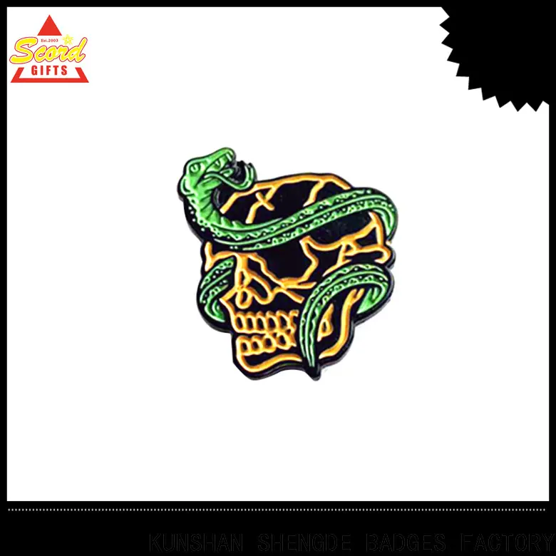 Wholesale enamel badges factory 1