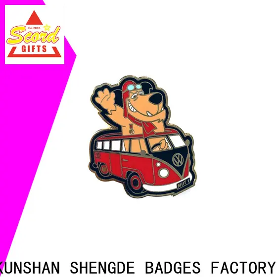 Shengde enamel football badges company for sale 1