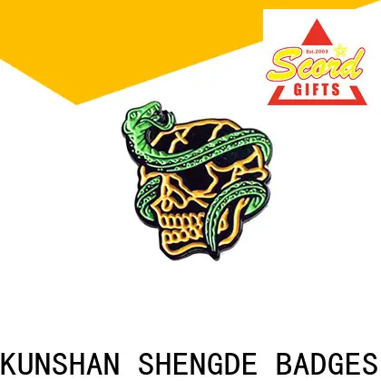 High-quality soft enamel pin badges factory 1