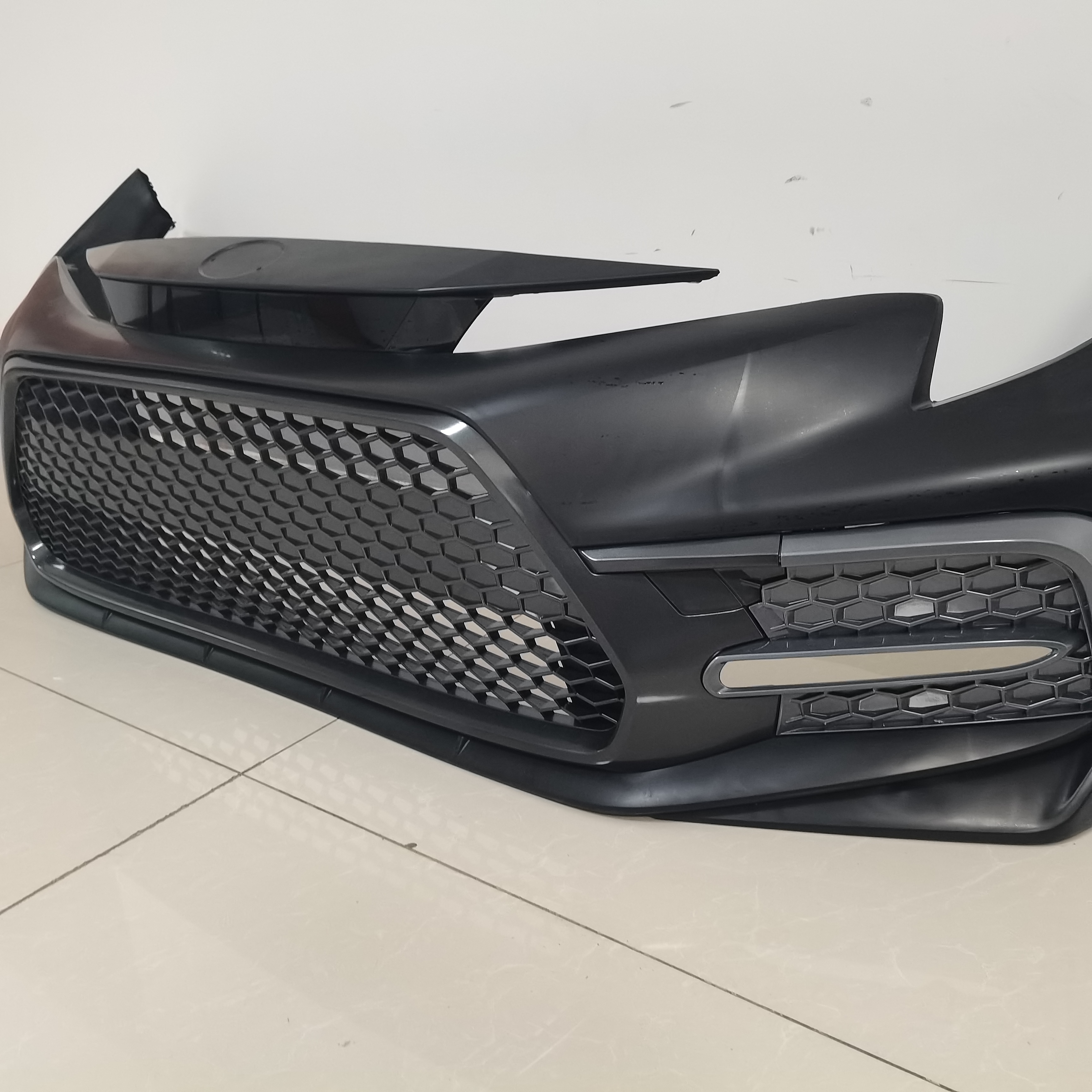 Front Bumper Cover & Grille Assembly Kit For 2020 SE Toyota COROLLA 8