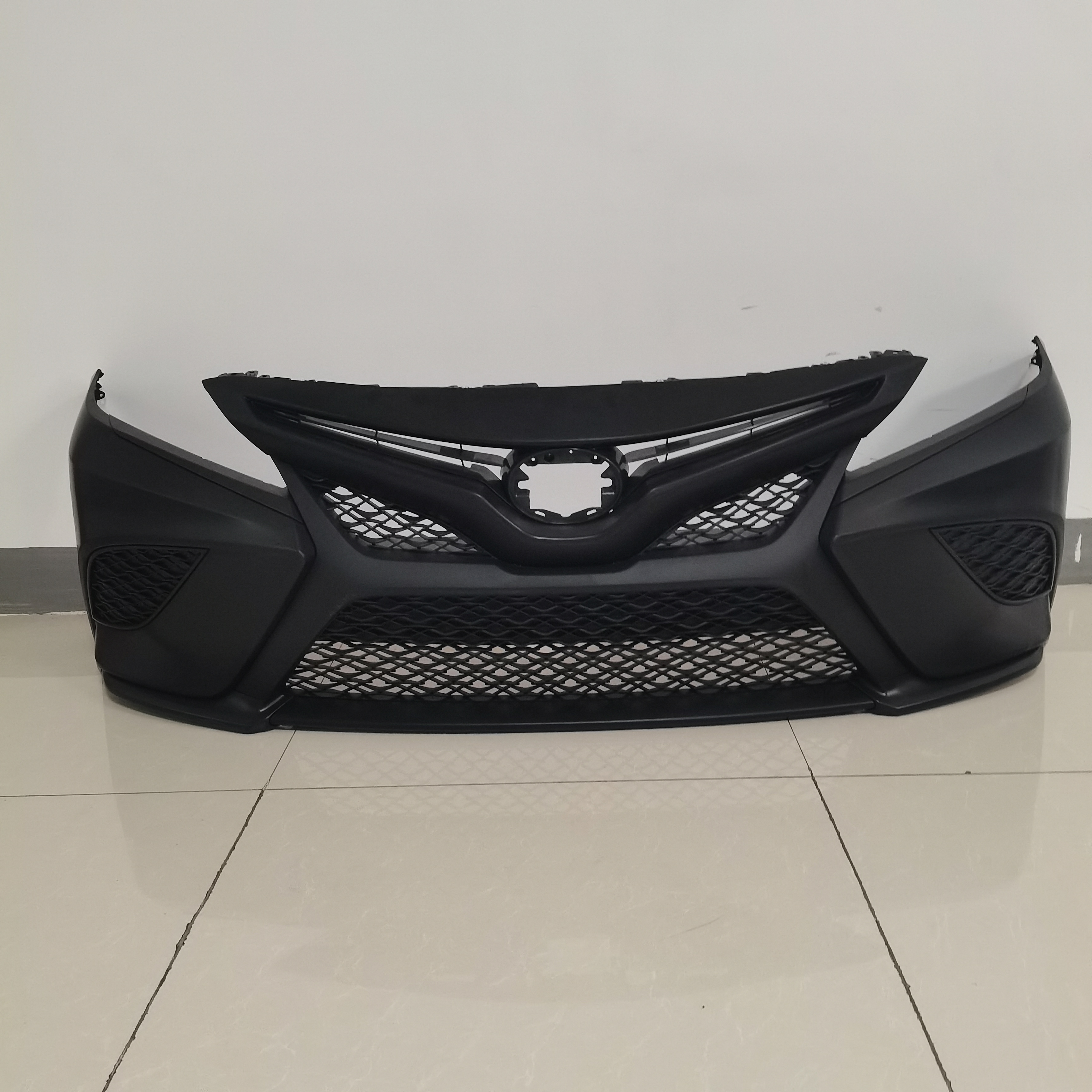 Front Bumper Cover & Grille Assembly Kit For 2018 SE Toyota Camry 4