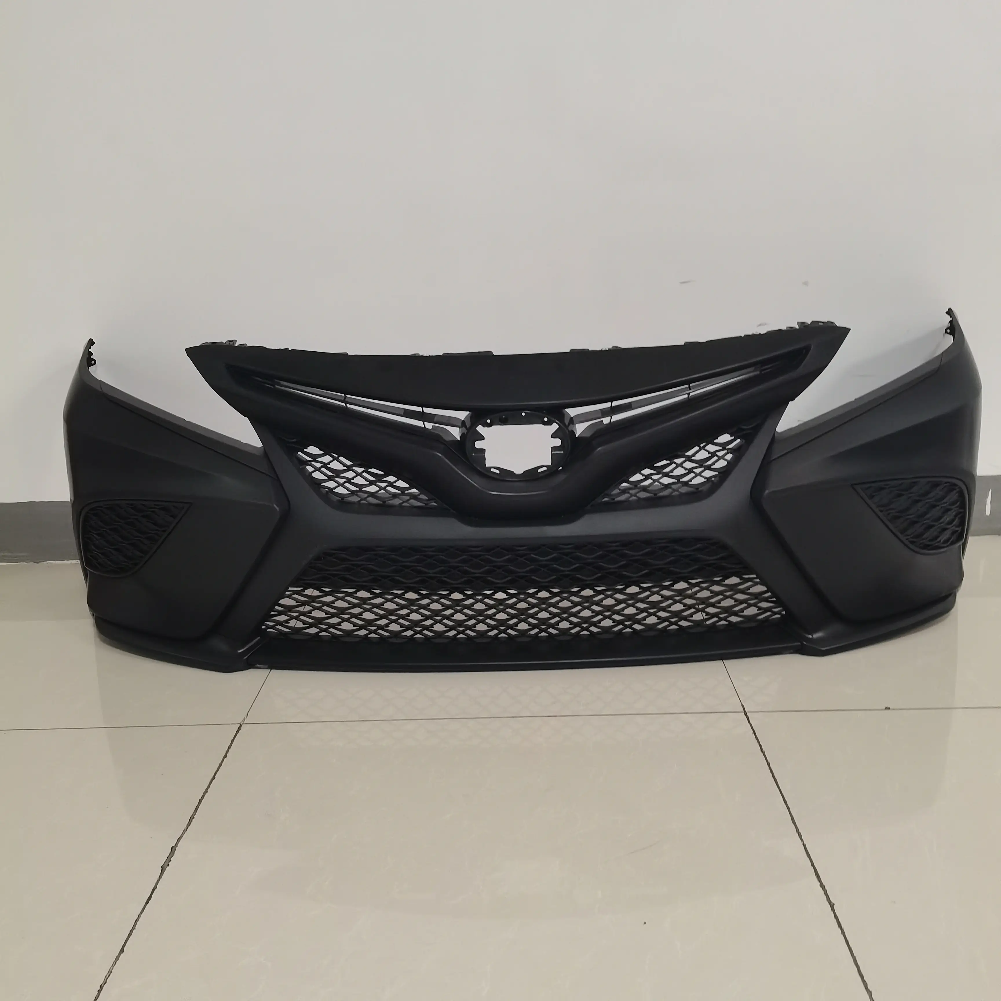 Front Bumper Cover &amp; Grille Assembly Kit For 2018 SE Toyota Camry 1